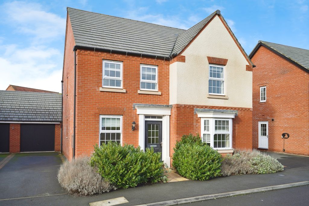 Property photo 1 of 17