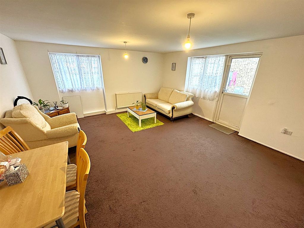 Property photo 3 of 16 A70001c.Jpg