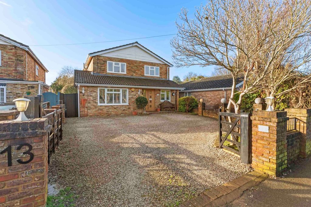 Property photo 3 of 13