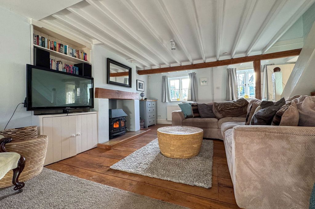 Property photo 2 of 25