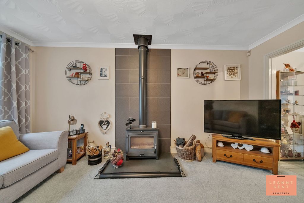 Additional image 9 of 3 bed semi-detached house for saleCwrt Ty Mawr, Caerphilly CF83