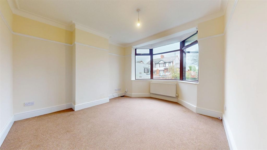 Property photo 2 of 24 Millbrook Lane Reception Room