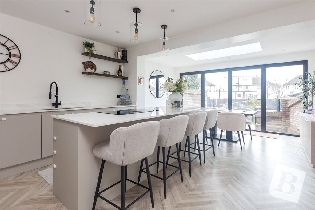 Property photo 2 of 22 Kitchen/Diner