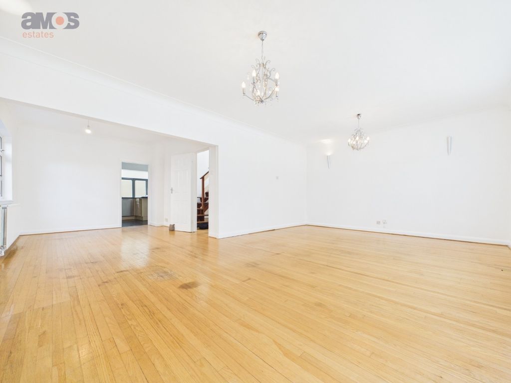 Property photo 3 of 27 5185033