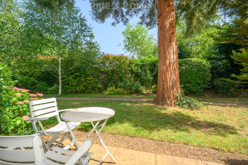 Property photo 3 of 15