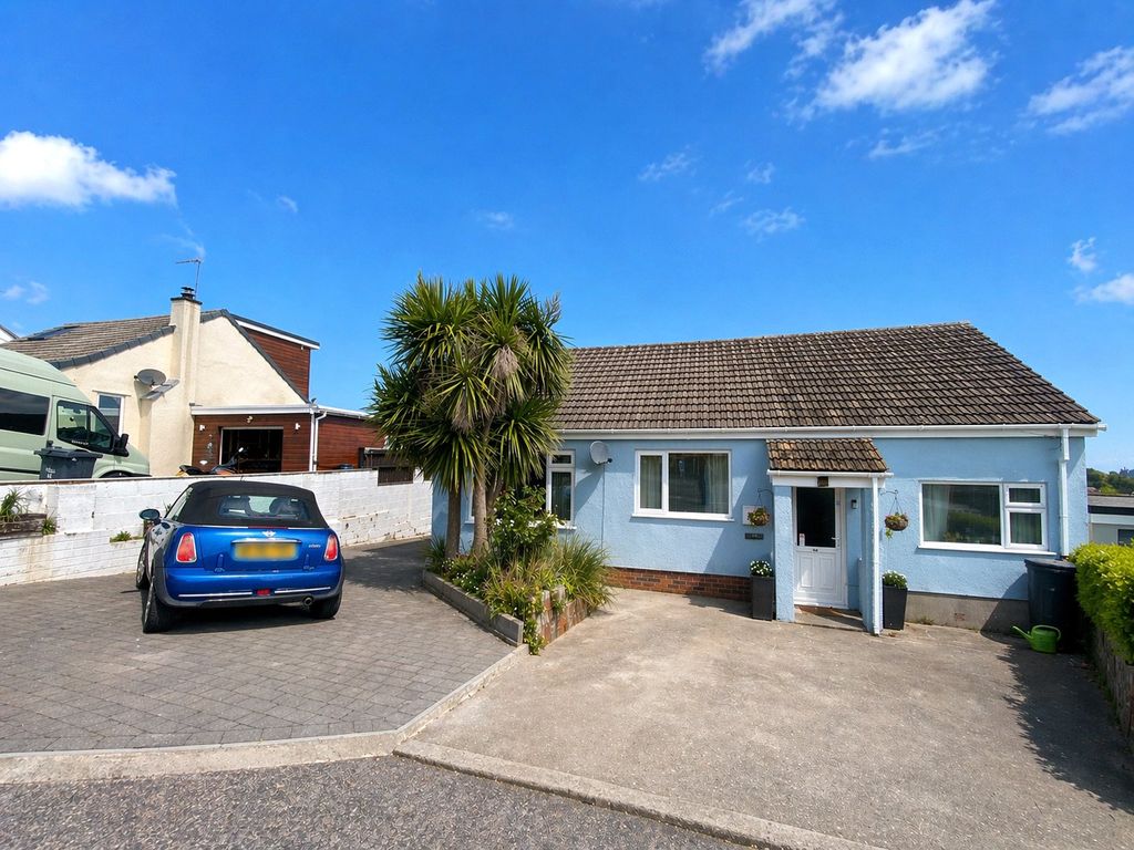 Property photo 1 of 22 1 - Picture No. 02