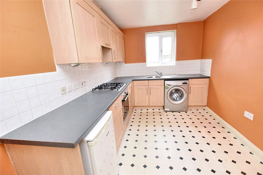 Property photo 2 of 11 Picture No. 09