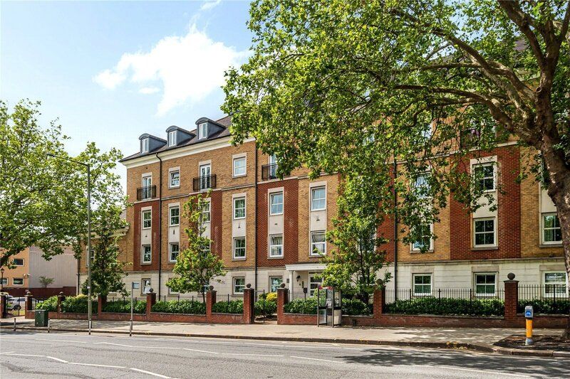 Property photo 1 of 8