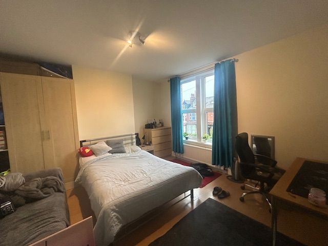 Property photo 3 of 5