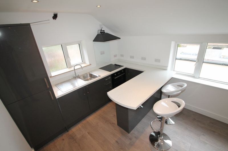 Property photo 3 of 9 Photo 18