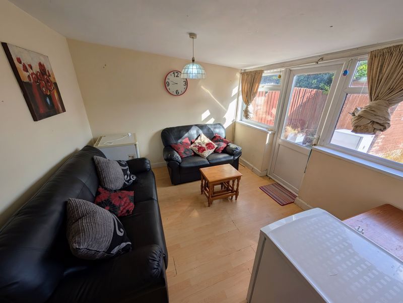Property photo 2 of 14 Photo 8