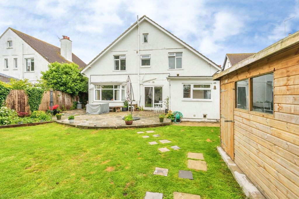 Property photo 1 of 19 Pbox-Img.Jpg