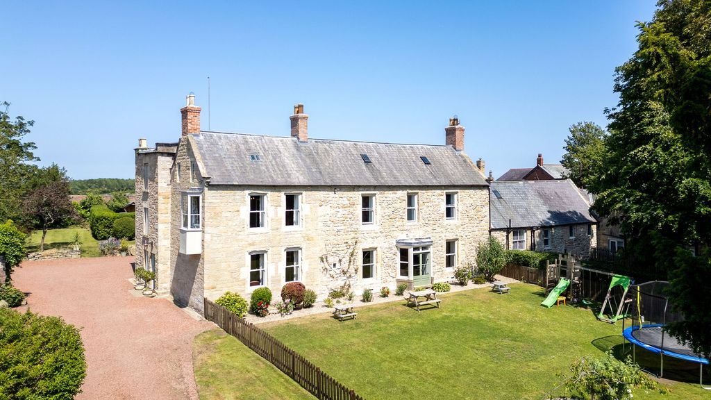 Property photo 1 of 48 Front Elevation