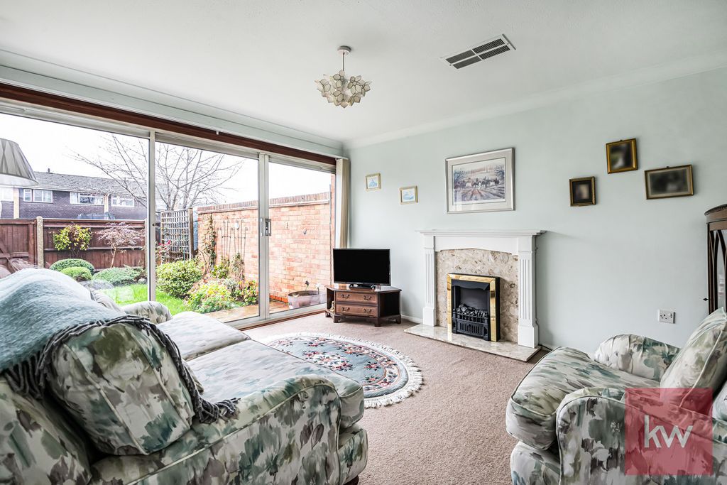 Property photo 3 of 23