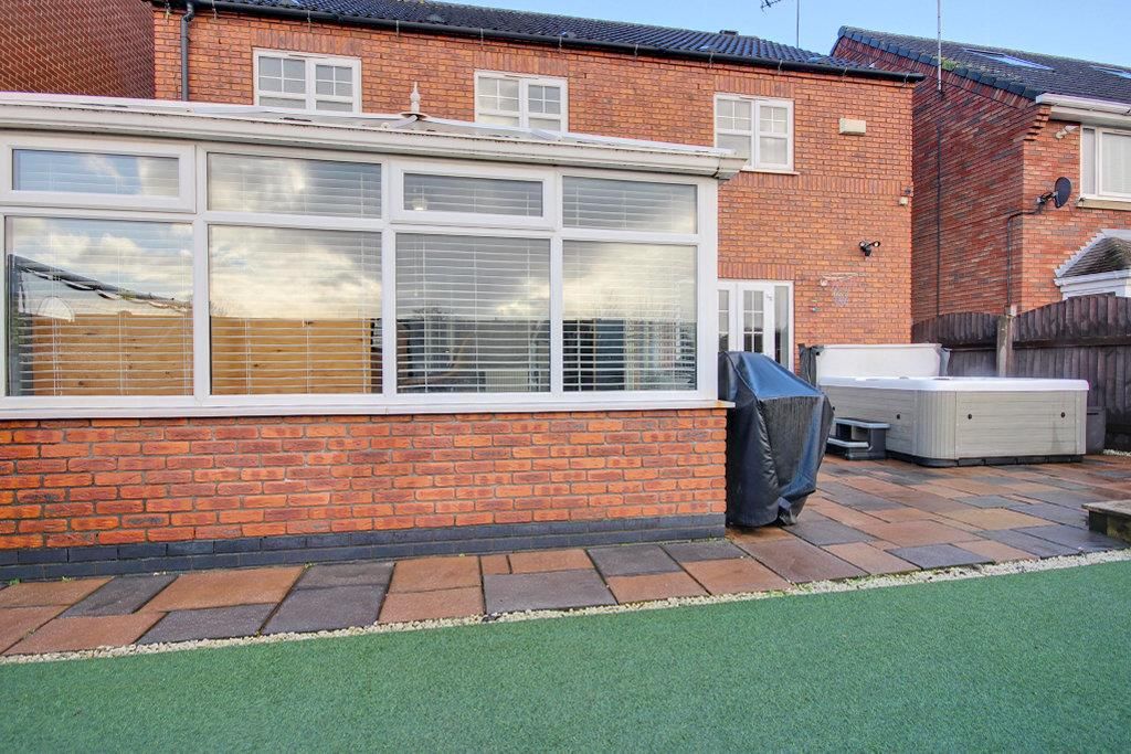 Property photo 2 of 23