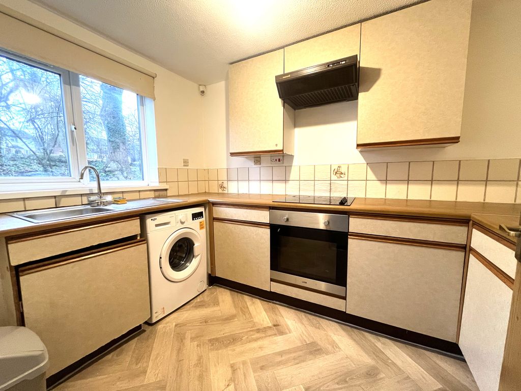 Property photo 2 of 6 Image