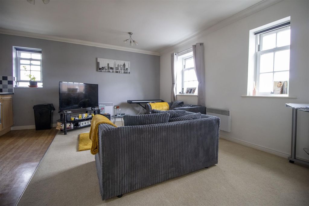 Property photo 3 of 6 4.Jpg