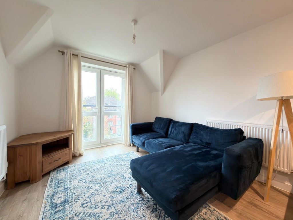 Property photo 3 of 26