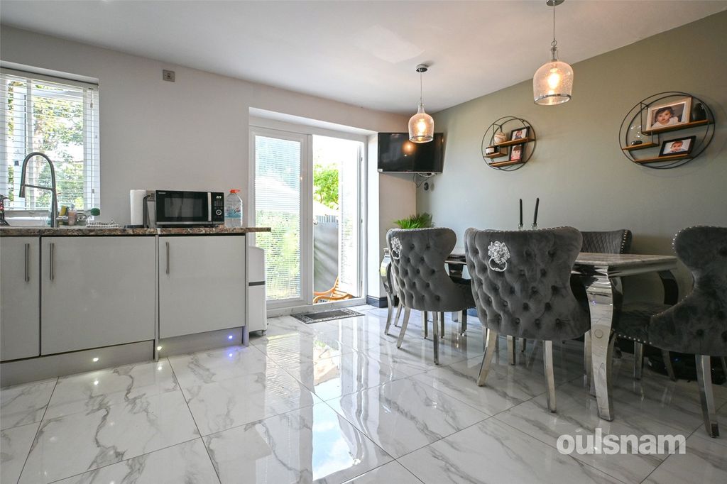 Property photo 2 of 39 Picture No. 22