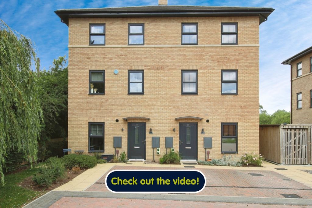 Property photo 1 of 12 3402610