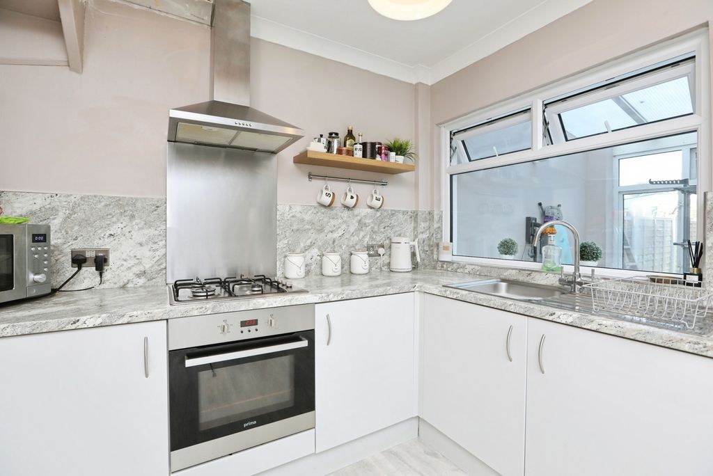 Property photo 2 of 14 Pbox-Img.Jpg