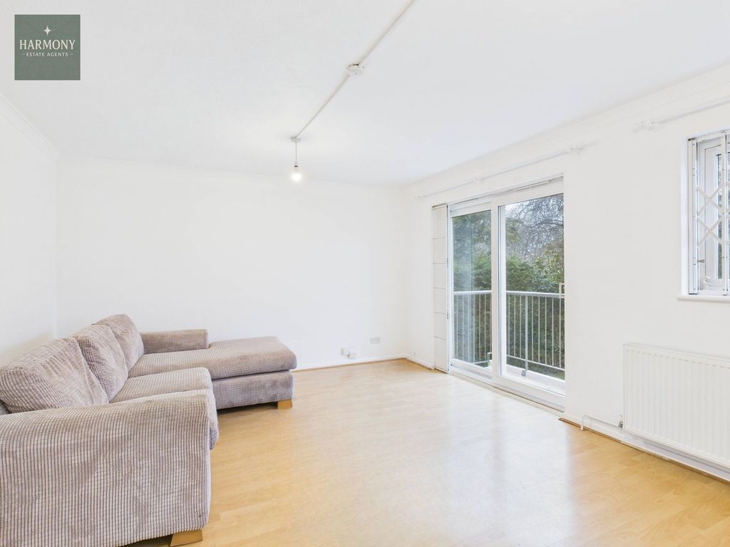 Property photo 2 of 12 Living Room