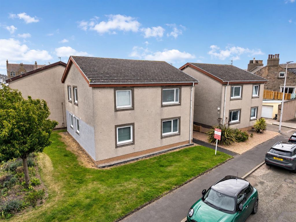 Property photo 3 of 18 6 Westfield Road Bf-2.Jpg