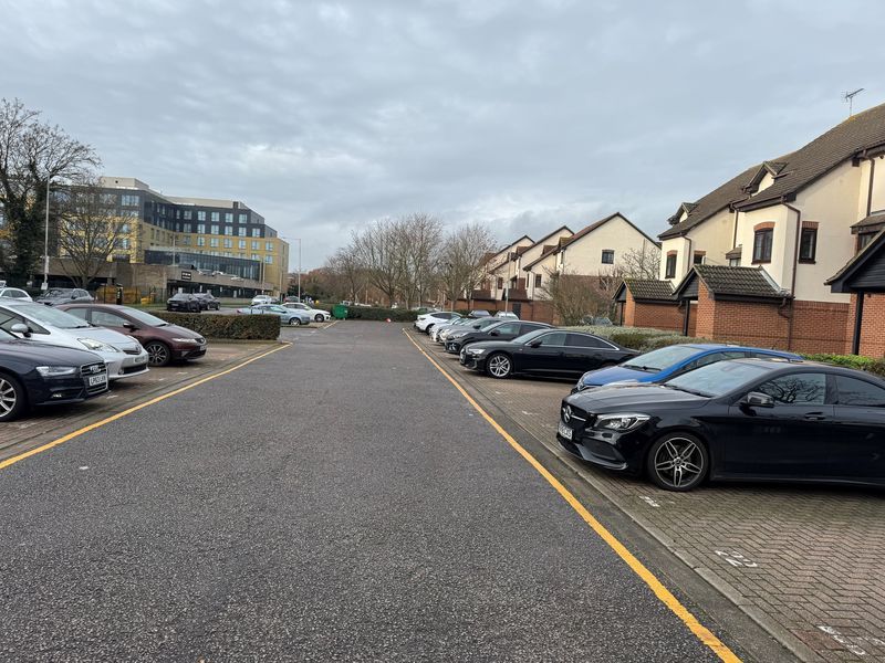 Property photo 3 of 8 Photo 8