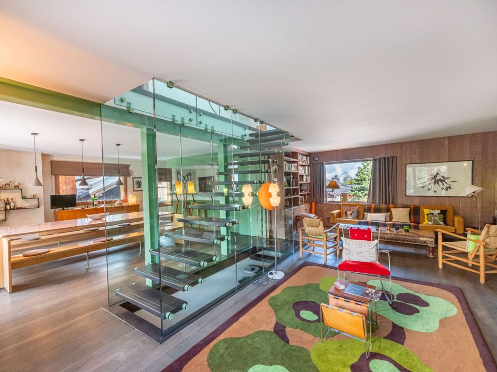 Property photo 1 of 8 Meribel Chalet For S