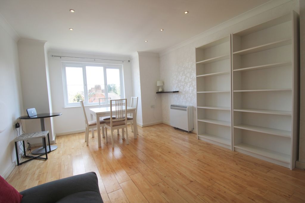 Property photo 3 of 7 Img_0674