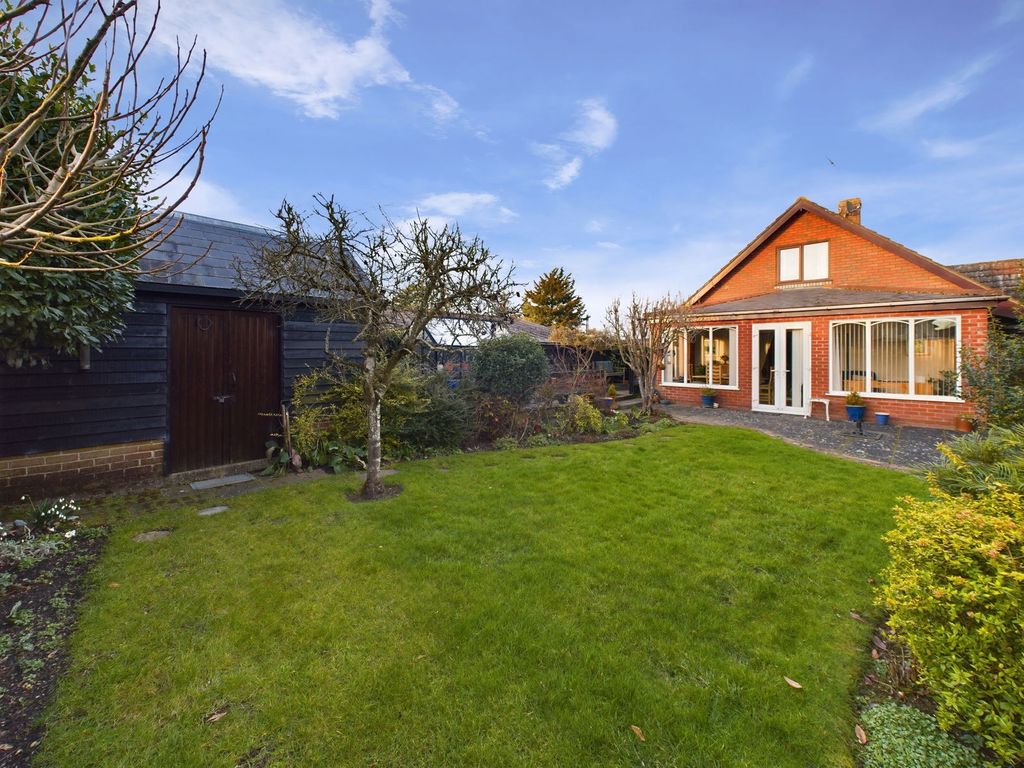 Property photo 2 of 17