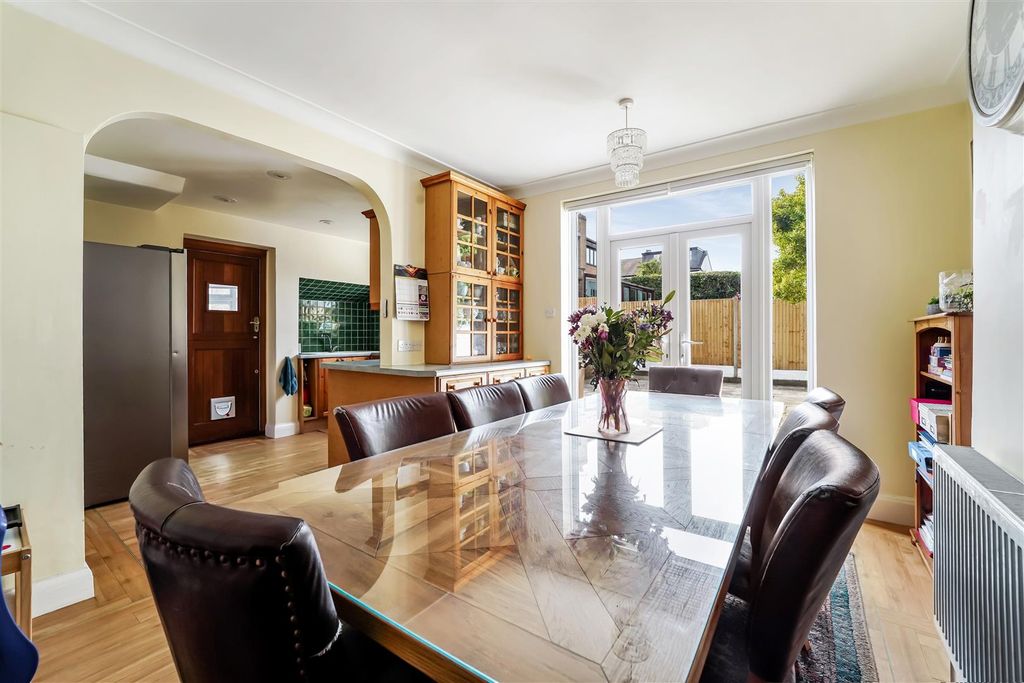 Property photo 2 of 16 Palmersefield Road, 74 (16Of35)-6.Jpg