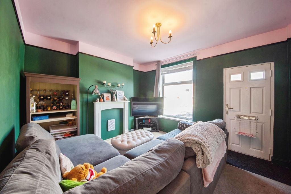 Property photo 2 of 16
