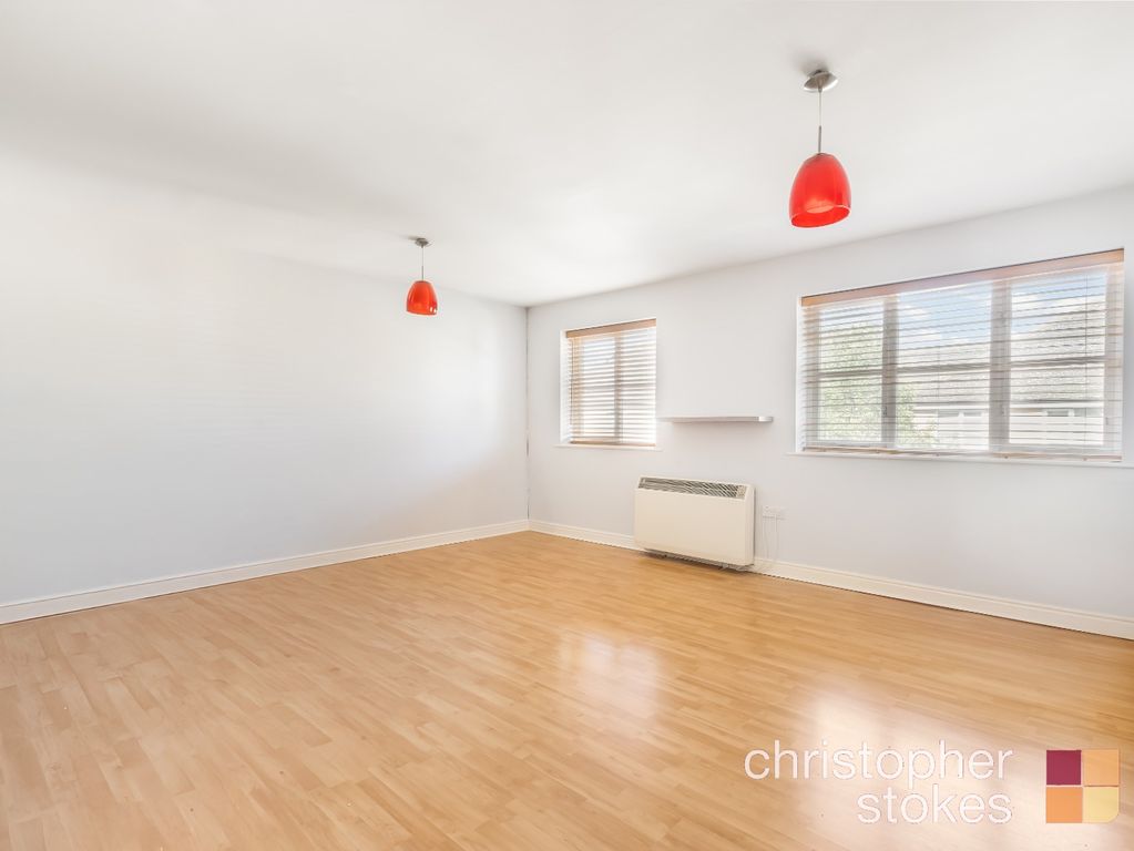 Property photo 2 of 15 4469391