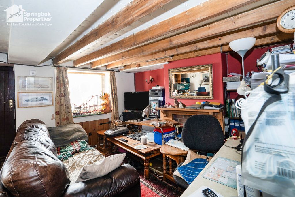 Property photo 2 of 16 Image 2