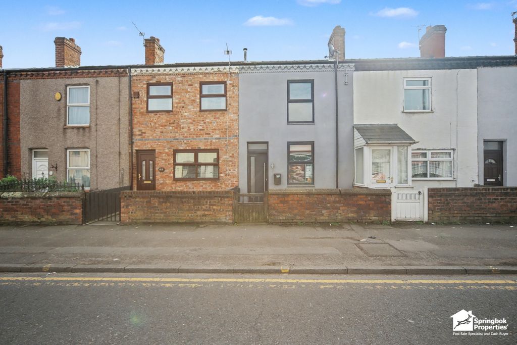 Property photo 1 of 17 Front View