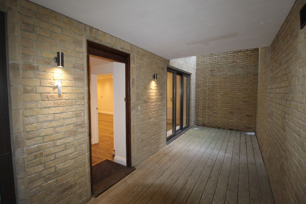 Property photo 1 of 14 Photo 1