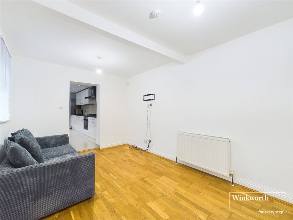 Property photo 3 of 14 Picture No. 30