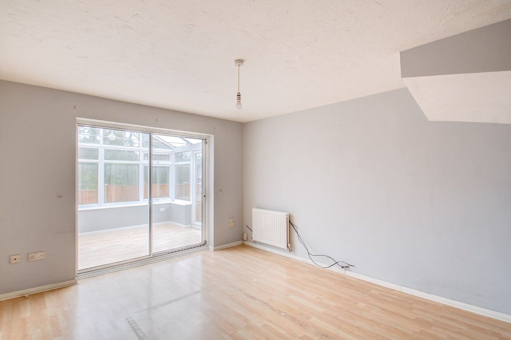 Property photo 2 of 14 Picture No. 02