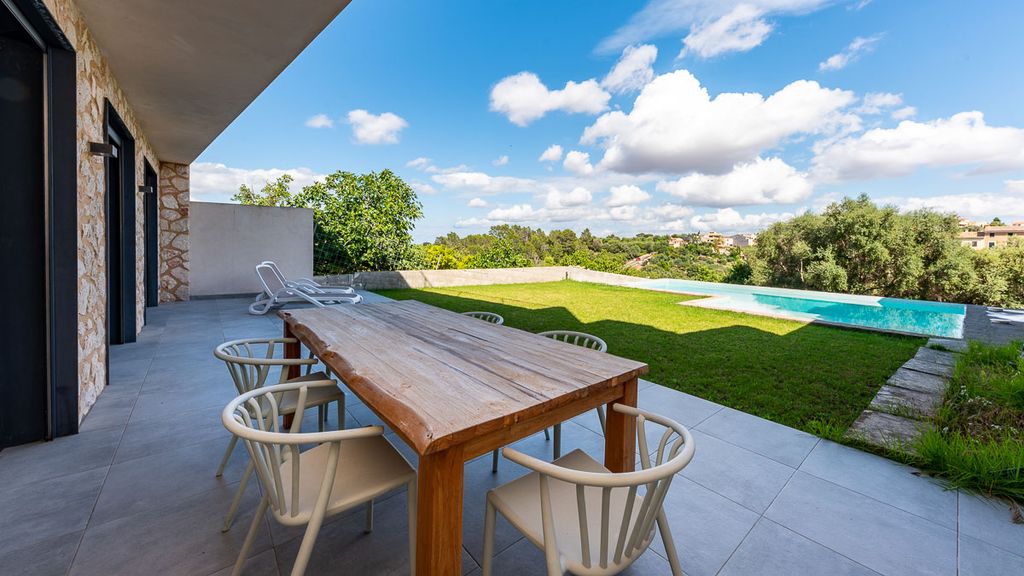 Property photo 2 of 24 2.Jpg