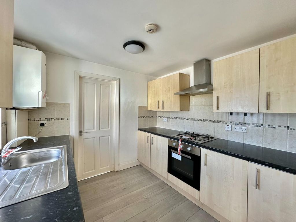 Property photo 3 of 9 Img_1960.Jpg