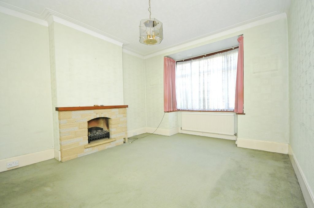 Property photo 2 of 18 Photo