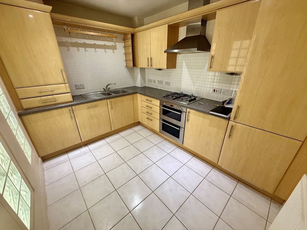Property photo 2 of 13 Picture No. 04