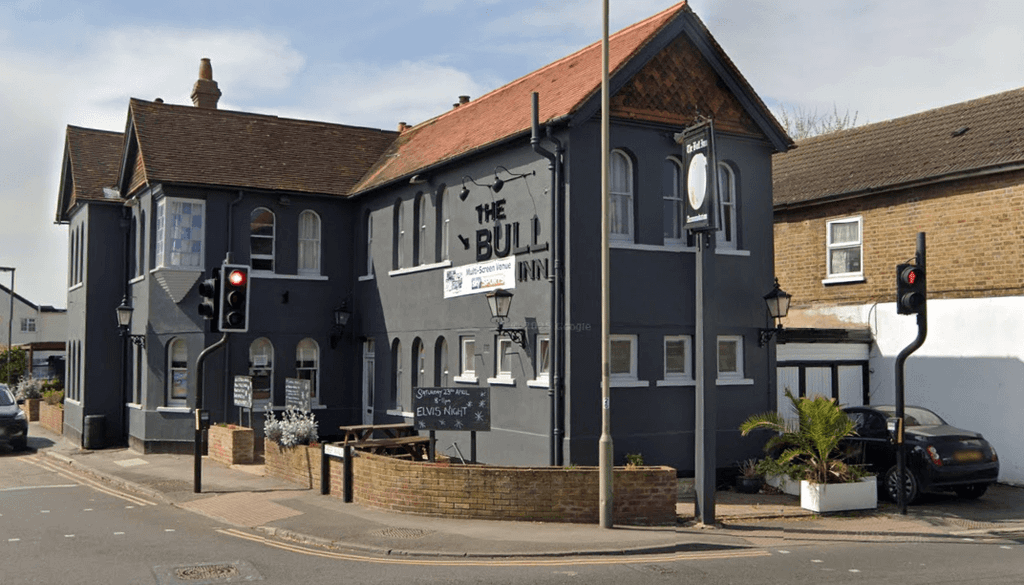 Property photo 1 of 1 5 Bed Flat To Rent In Shepperton