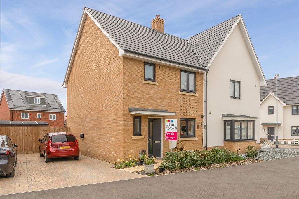 Property photo 1 of 13 Front