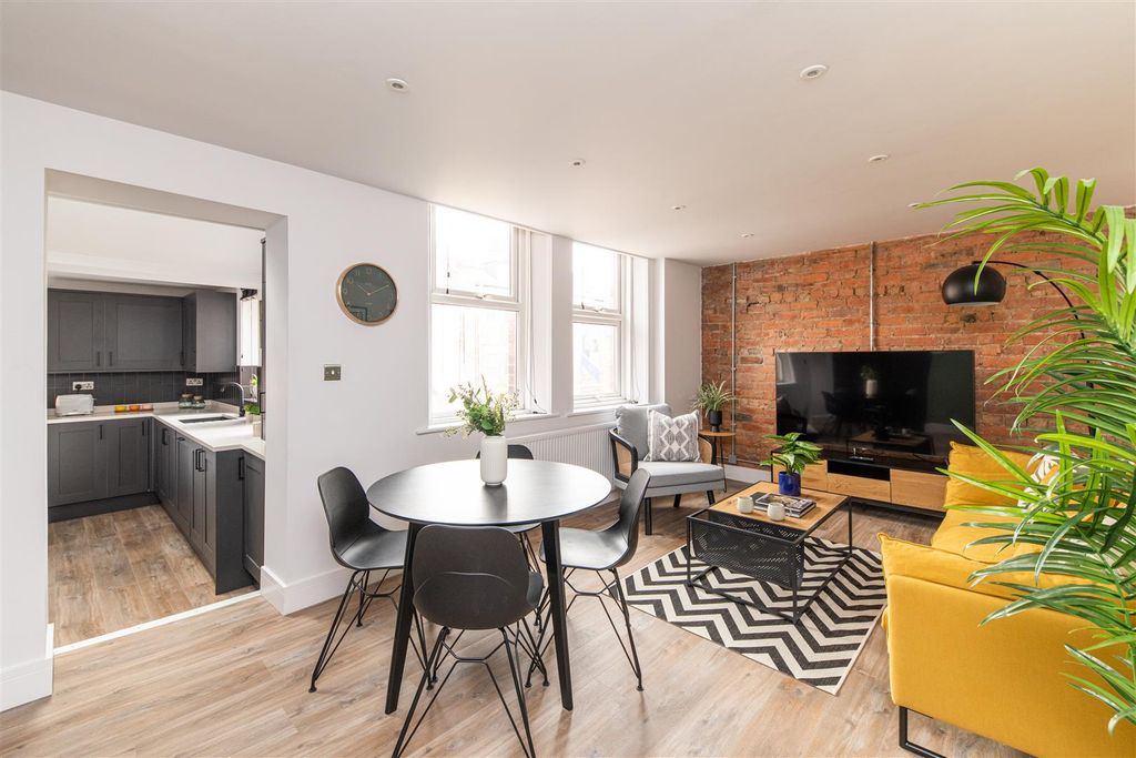 Property photo 3 of 21 Edit-6504.Jpg