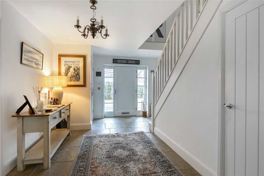 Property photo 3 of 22 Hallway