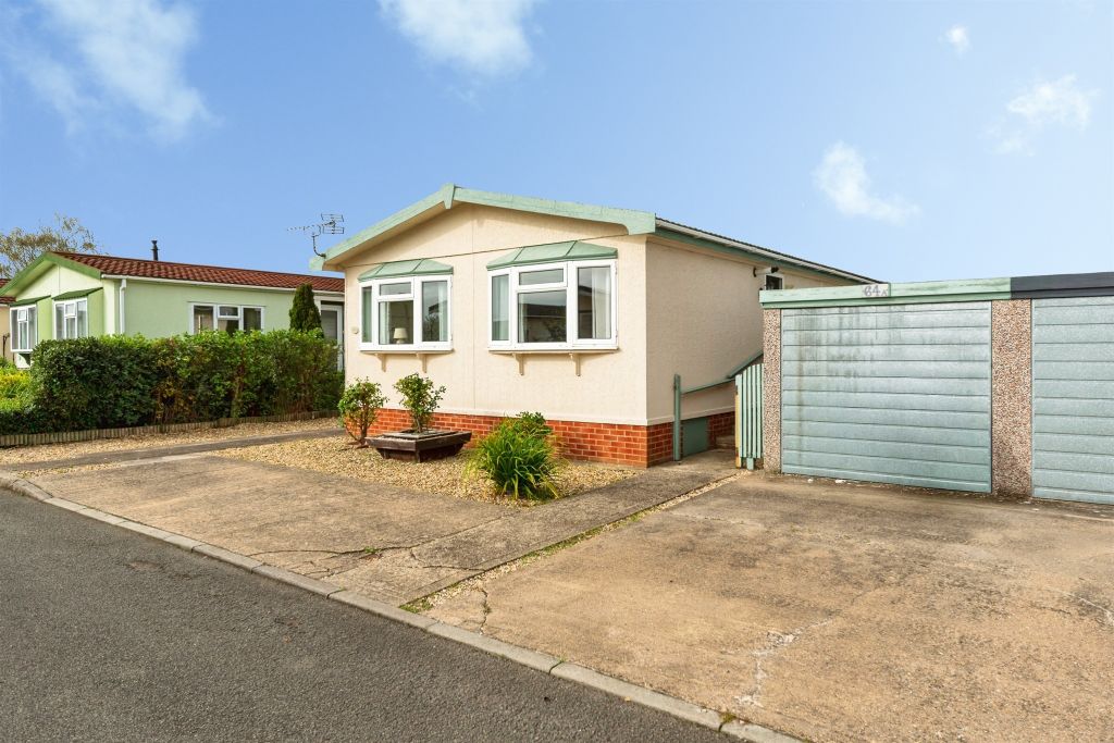 Property photo 1 of 14