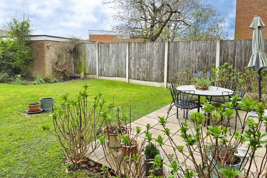 Property photo 2 of 11 Patio