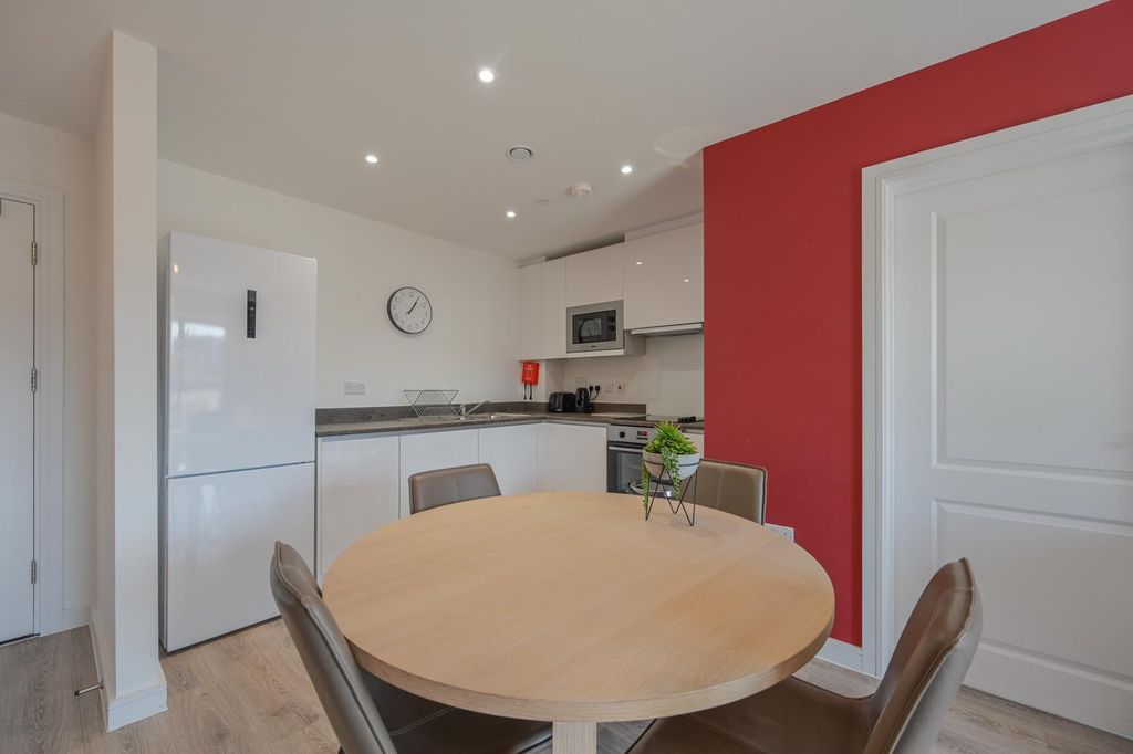 Property photo 2 of 10 Image